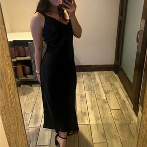Elegant Black Maxi Dress